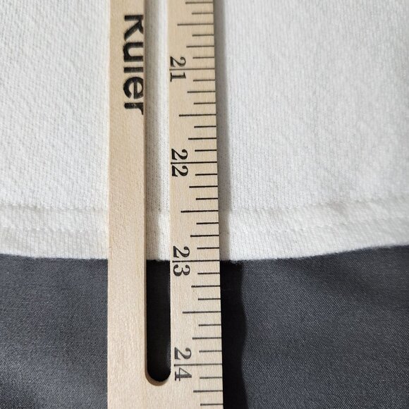 Woolrich Top Women's Small Round Neck Long Sleeve Floral Embroidered Vintage - Picture 8 of 12